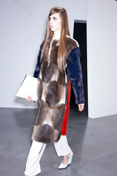 Look 9
